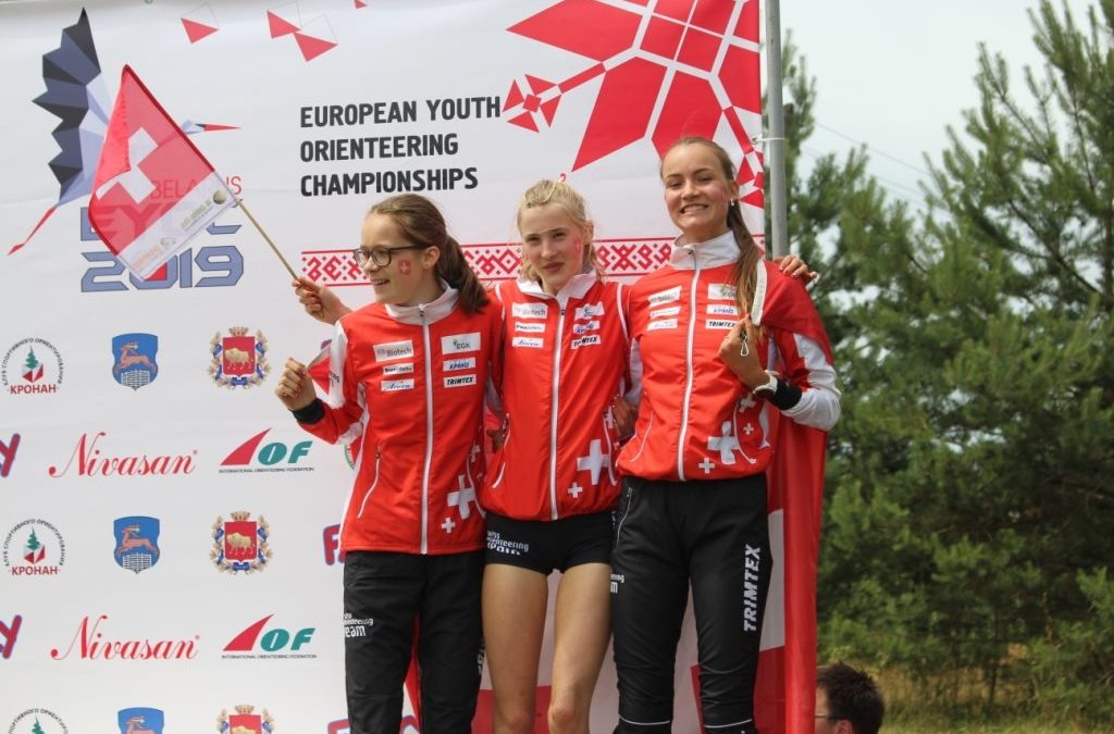 Des médailles et diplômes pour Inès, Alina et Simon aux EYOC